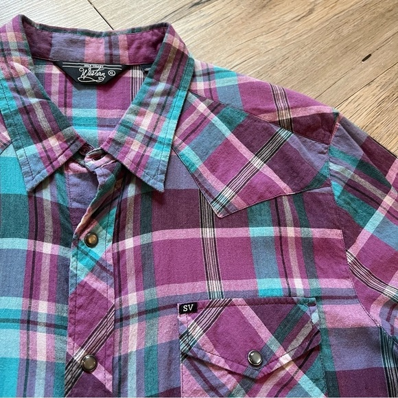 🔥SALE - any 4/$20. Urban Outfitters Button Up SS Men’s Shirt - Picture 2 of 4